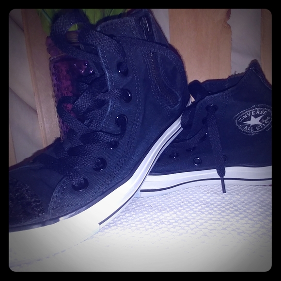black converse high tops womens size 6